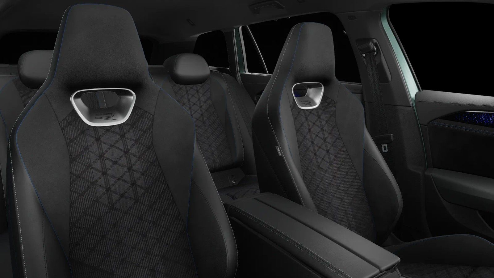 Fahrzeugabbildung Volkswagen Passat Variant TSI R-Line DSG 4 M Matrix AHK Nav