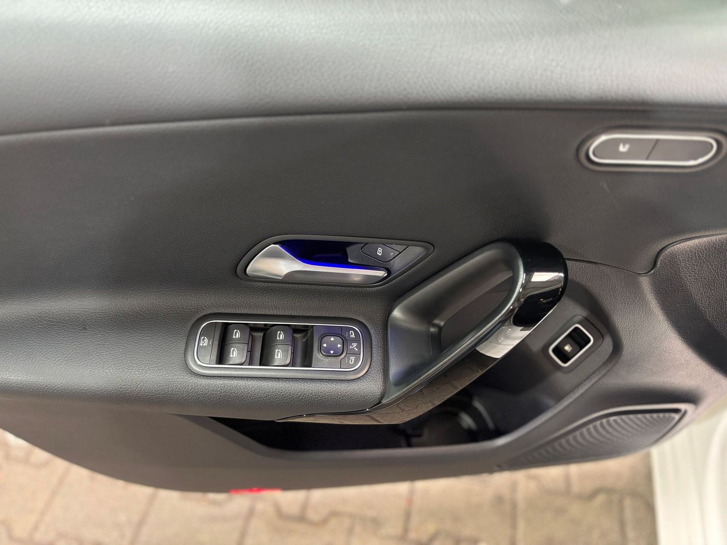 Fahrzeugabbildung Mercedes-Benz A 250 e Style Limousine AMG Felge#LED#Distr#MBUX