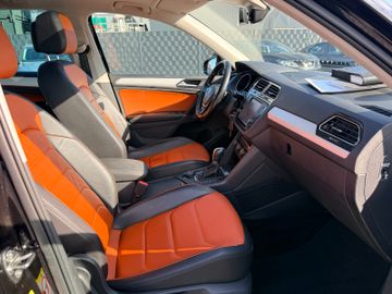 Volkswagen Tiguan - 12