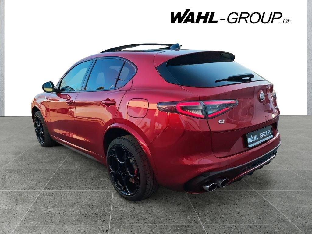 Alfa Romeo Stelvio - Bild 4