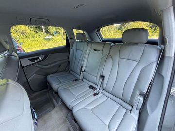 Audi Q7 - 12