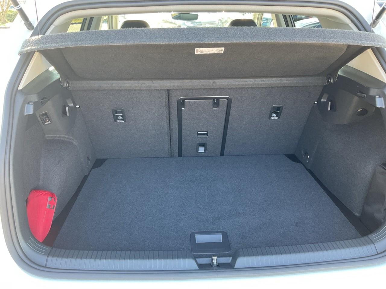 Volkswagen Golf VIII GOAL 1.5 eTSI OPF, DSG, Navi, LED-Plus, миниатюра 9