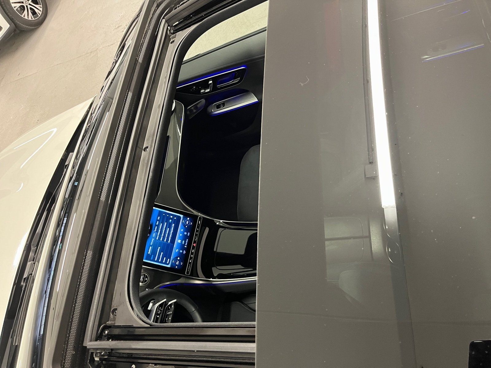Fahrzeugabbildung Mercedes-Benz GLC 450 d 4M AMG Plus*STHZG*Pano*HUD*Distro*20"*
