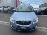 Skoda Roomster 1,6 Auto. Comfort FINANZIERUNG - Skoda Roomster in Frankfurt (Main)