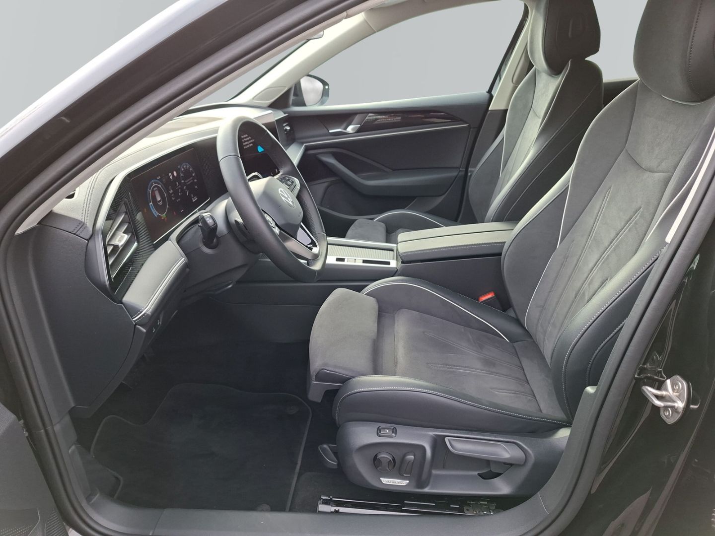 Passat Variant 2.0 TDI DSG Business *AHK*LHZ*