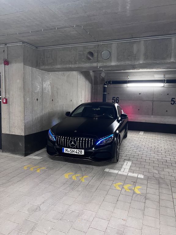 Image of Mercedes-Benz C 300