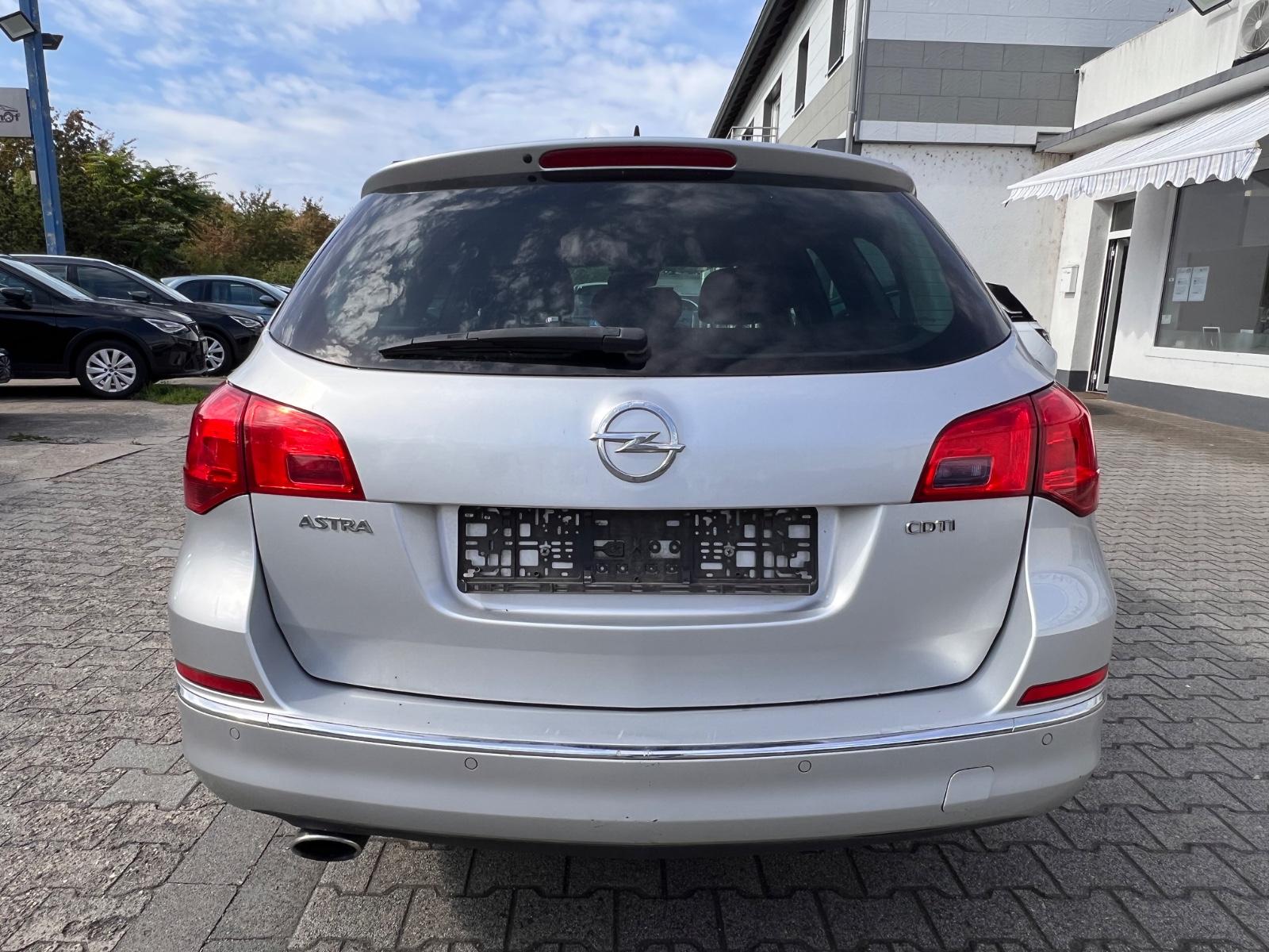 Opel Astra 2012 — engine 1.956 cm³, 165 HP (121kW)