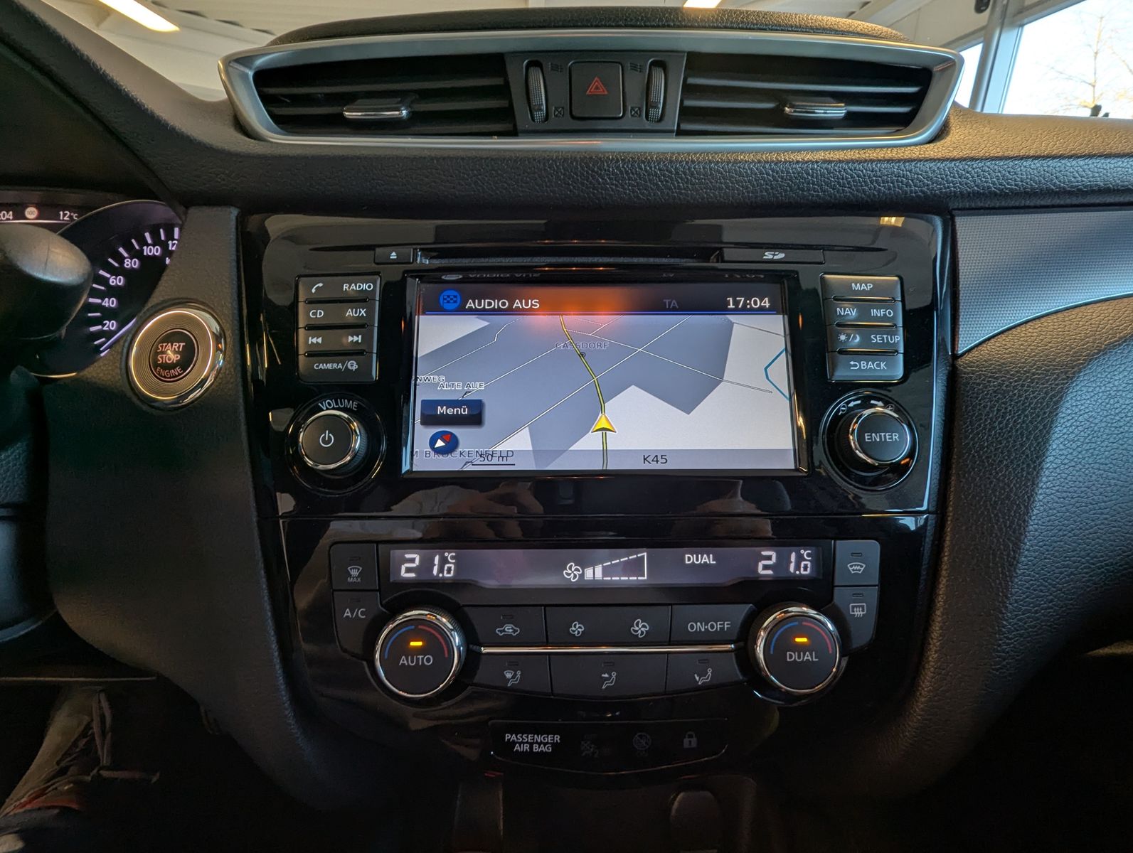 NISSAN Qashqai 1.6 DIG Tekna+ Pano Bose 360° Memory 19" - Image 21