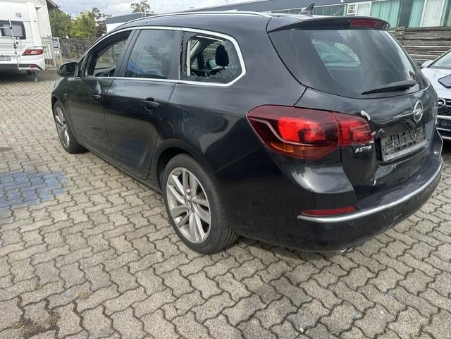 Opel Astra 2014 — engine 1.956 cm³, 165 HP (121kW)