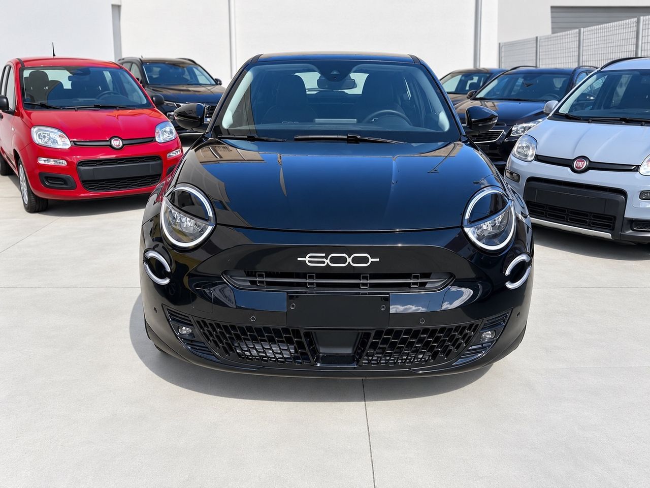 Fiat 600 Hybrid 145 CV DCT MHEV imagem 3