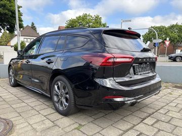 Ford Focus Turnier 1.0 EcoBoost Hybrid ST-LINE X