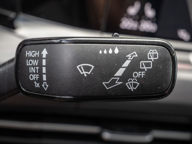 Golf VIII 1.5 TSI Style AHK ACC PANO MATRIX-LED