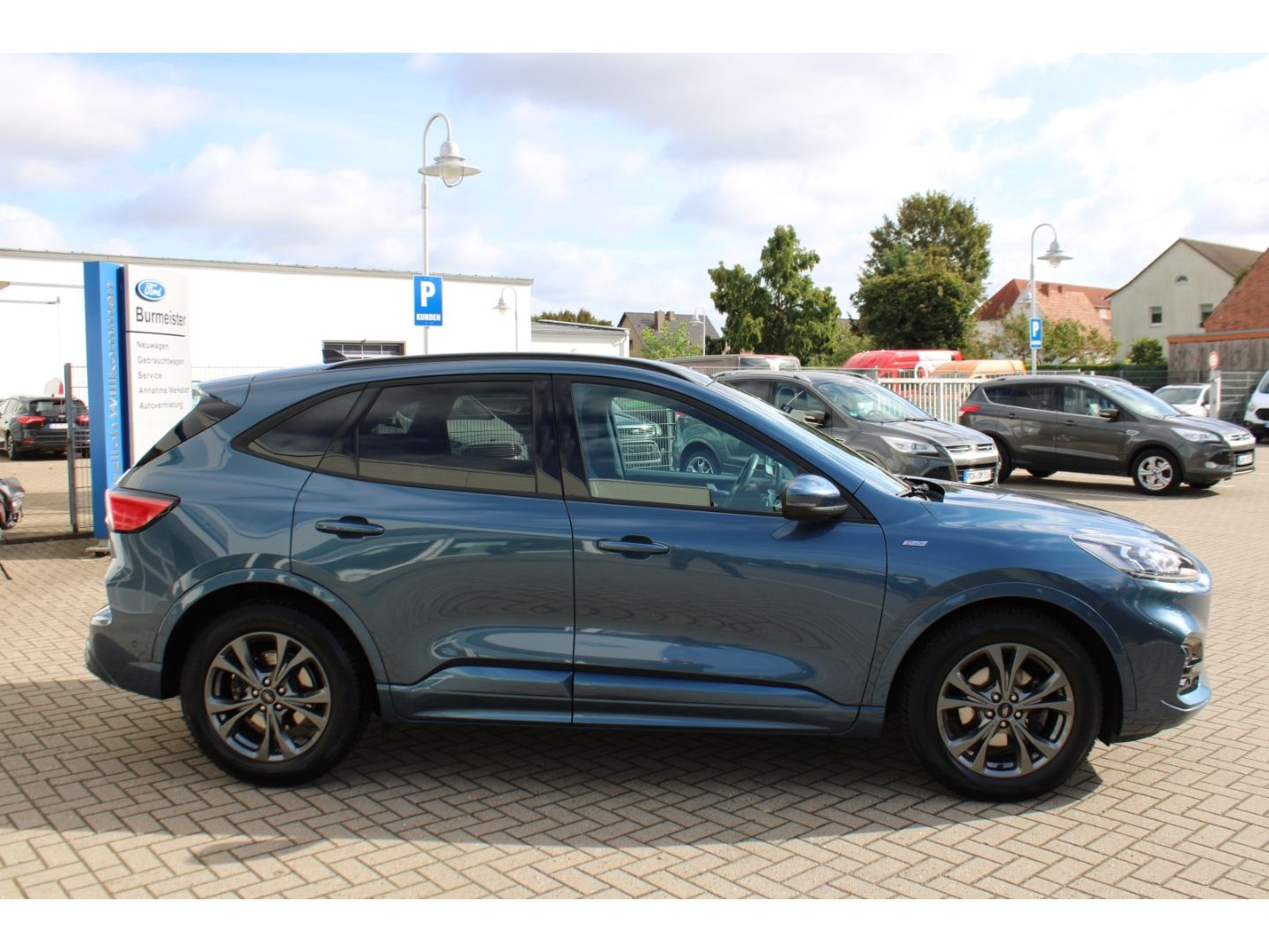 FORD Kuga 2.0 Hybrid ST-Line ACC LED TWA RFK AHK Navi - Image 6