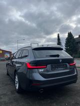 BMW 318D TOURING 2.0/DIGITACHO/NAVI/PANODACH/1.HAND/ - BMW: 3.0