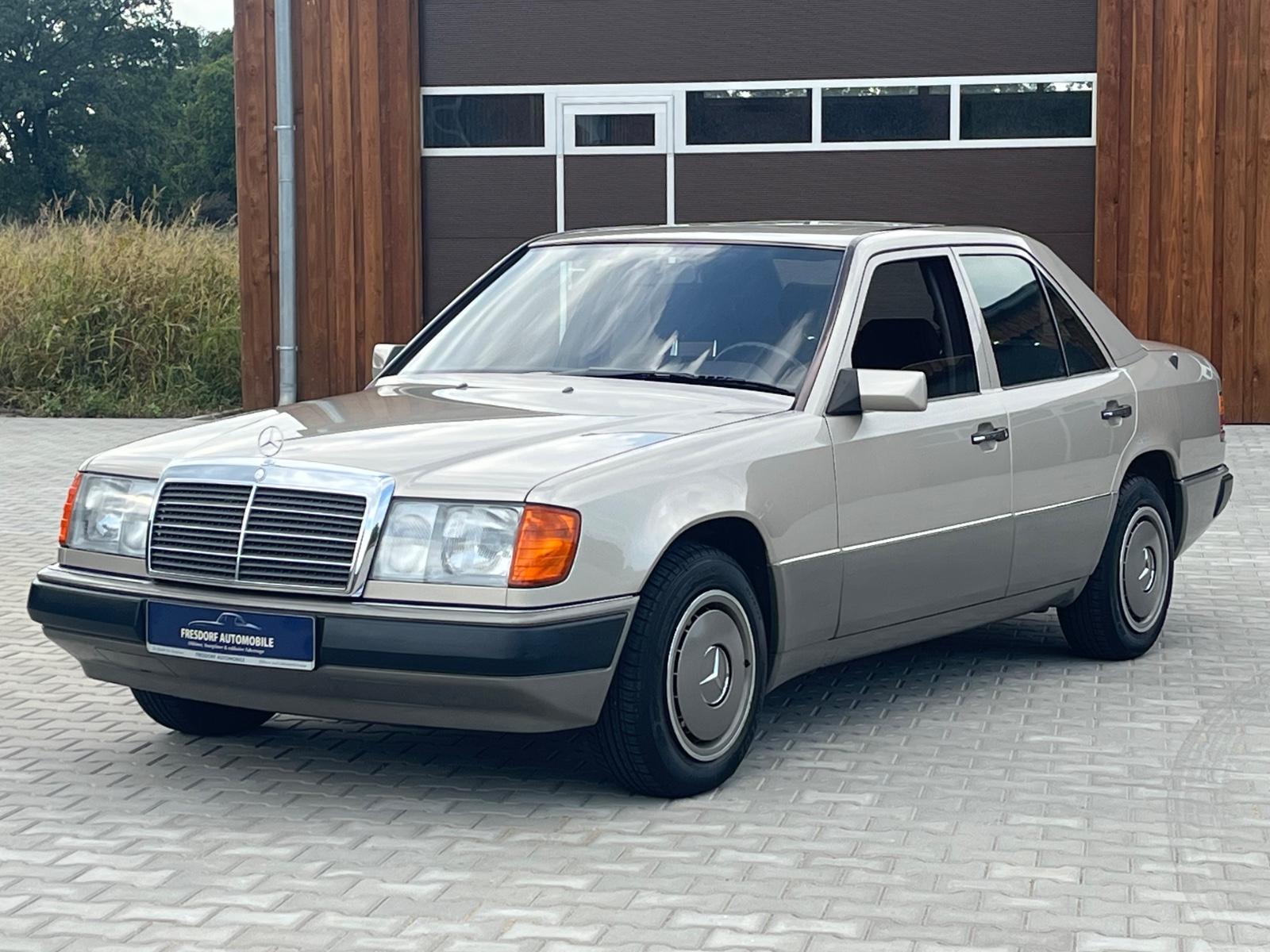 Mercedes-Benz 300E W124 Spitzenfahrzeug mit nur 33.000 Km!!!