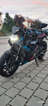 BMW M1000R Carbon Felgen Titanium Full Akrapovic   - BMW Motorräder in Augsburg