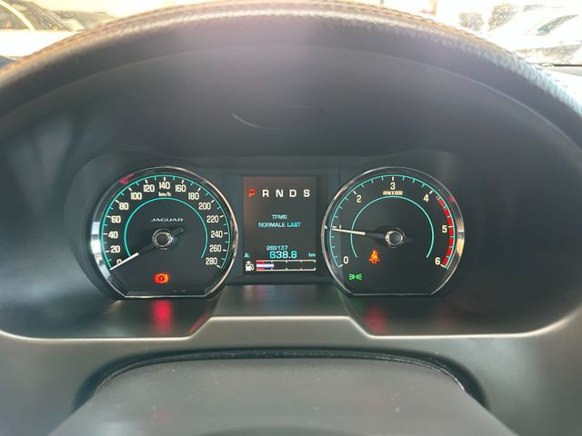 Jaguar XF *Keyless*AHK*BI-XENON*Leder*2-Zonen*