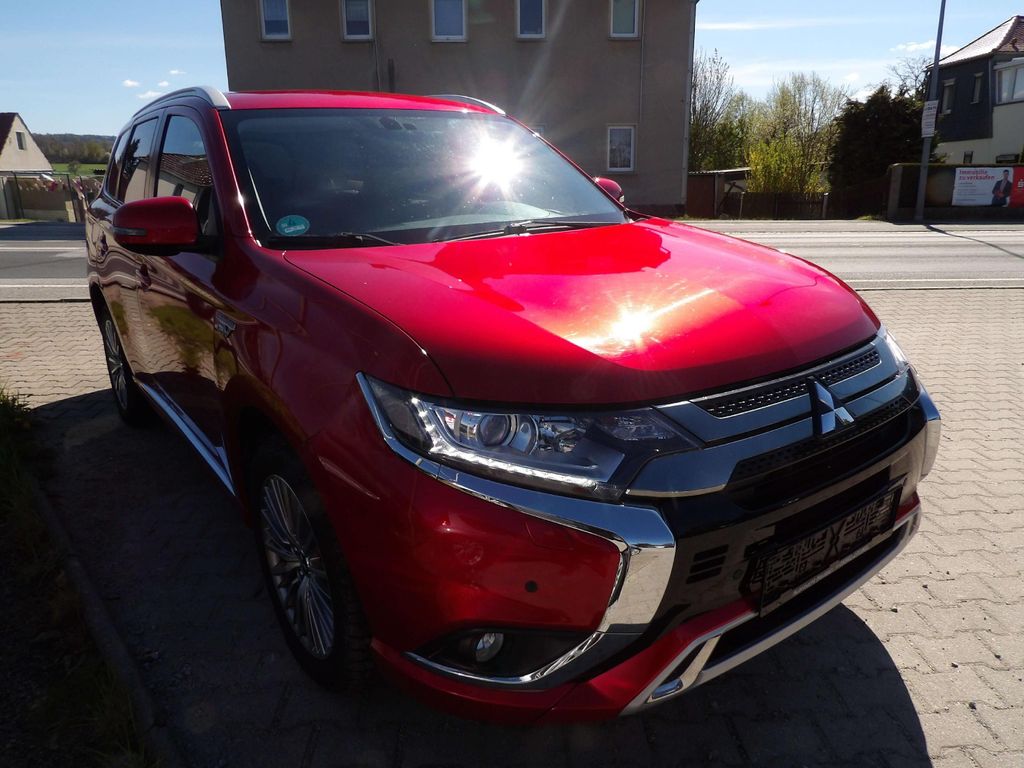 Image of Mitsubishi Outlander