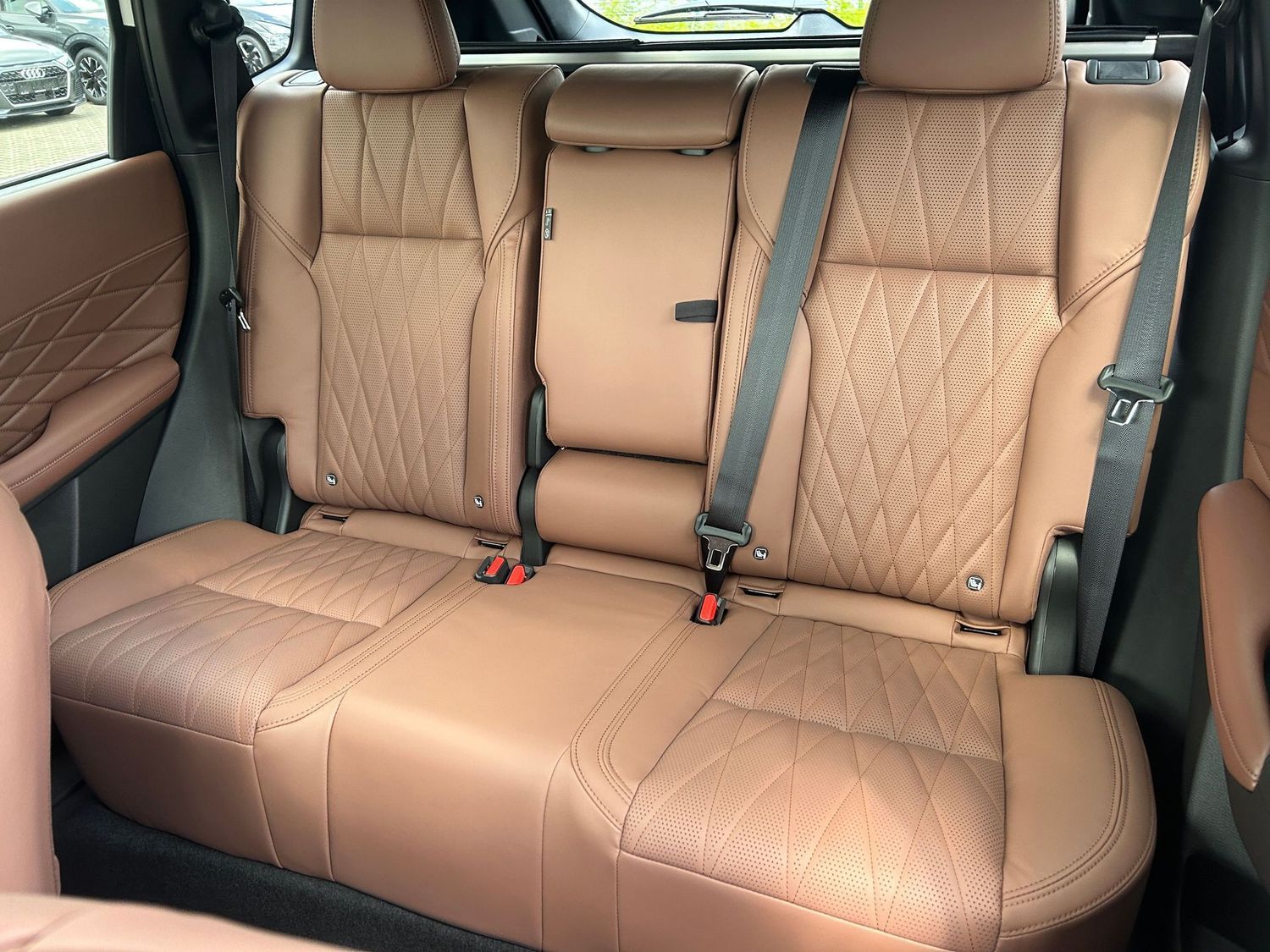 Mitsubishi Outlander - Bild 25
