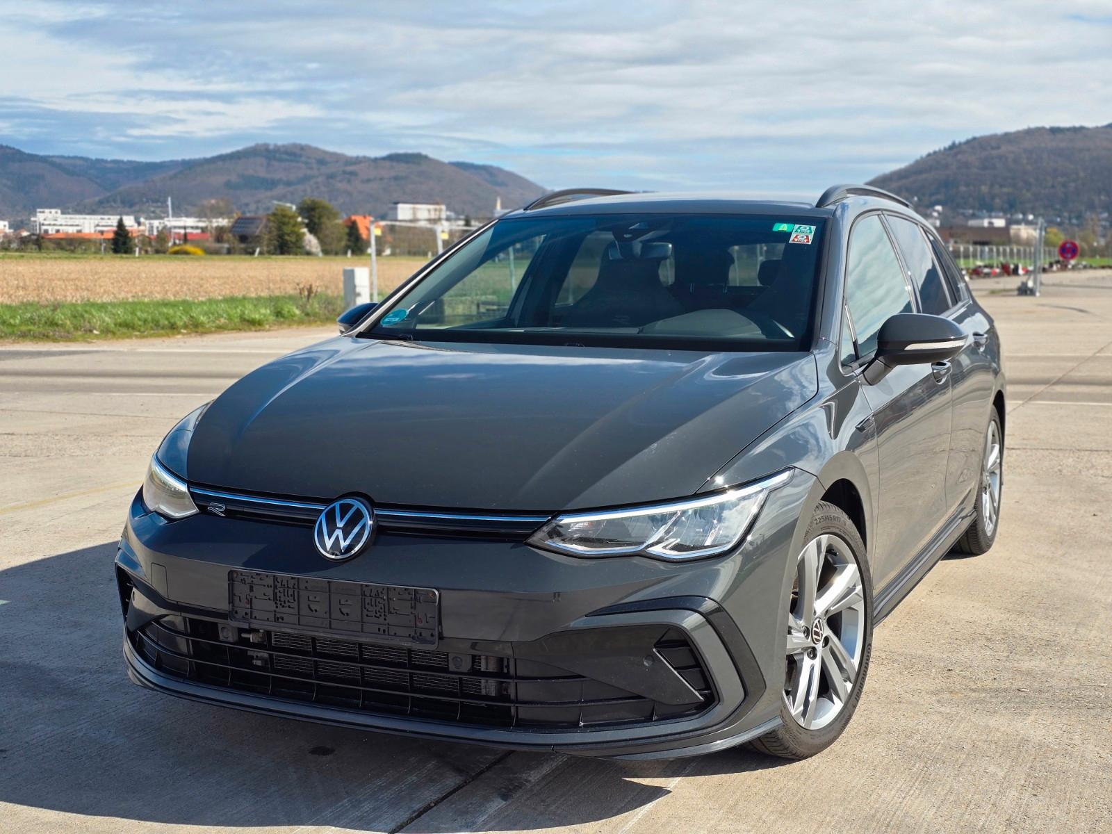 Volkswagen Golf VIII Variant R-Line 2.0 TDI H&K*AHK*ACC*IQ