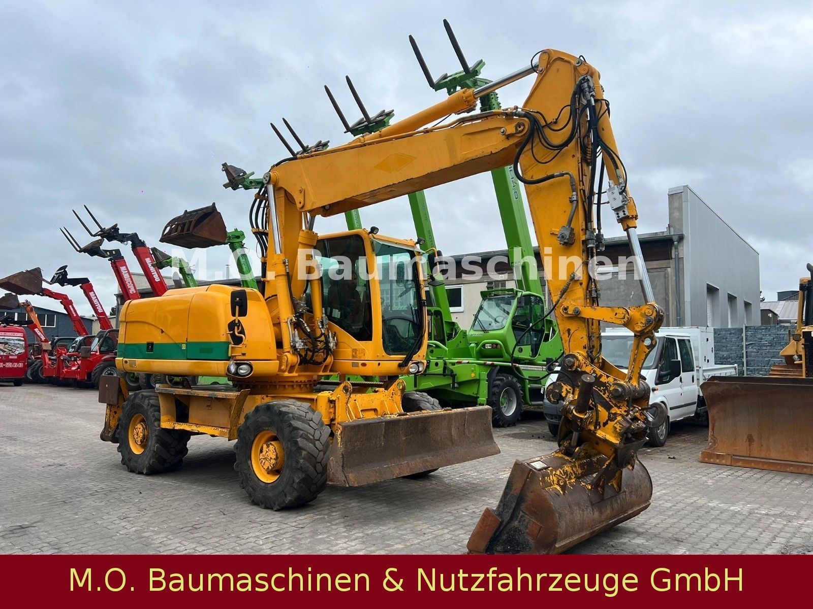 Fahrzeugabbildung CAT CATERPILLAR M 316 D