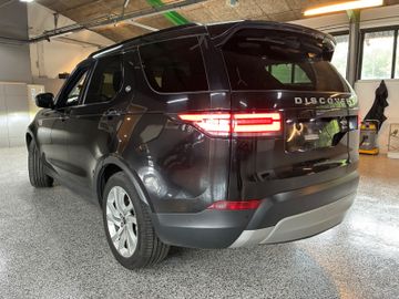 Land-Rover Discovery - 3