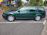 Volkswagen Golf 1.6 Edition Variant - Volkswagen Golf aus 2000: Variant