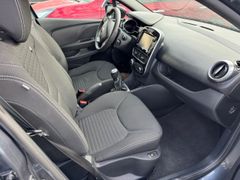 Fahrzeugabbildung Clio IV Grandtour Limited 8xReifen+Sitzh+PDC+Nav