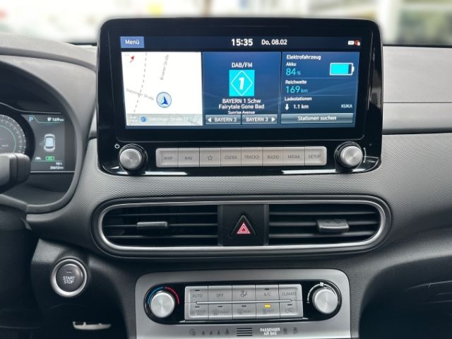 Fahrzeugabbildung Hyundai KONA Trend Elektro 2WD Navi Carplay Kamera Temp