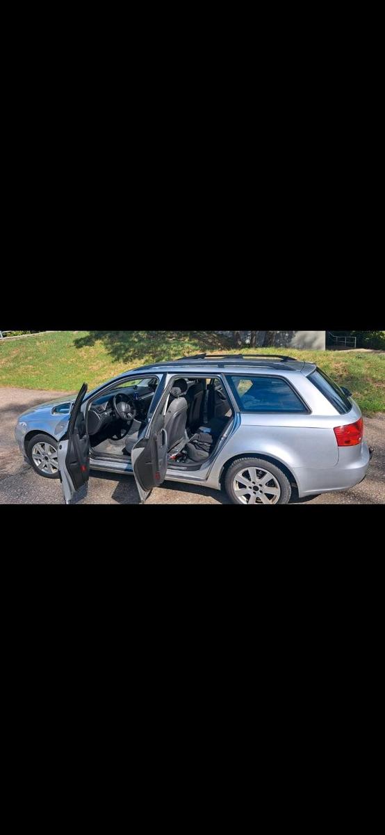 Audi A4 2004 — rear view