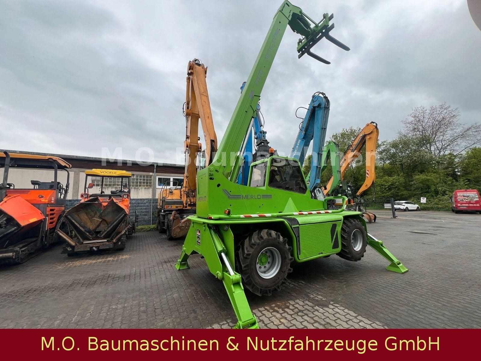 Fahrzeugabbildung Merlo Roto 30.16 EV / Palettengabel / SW /