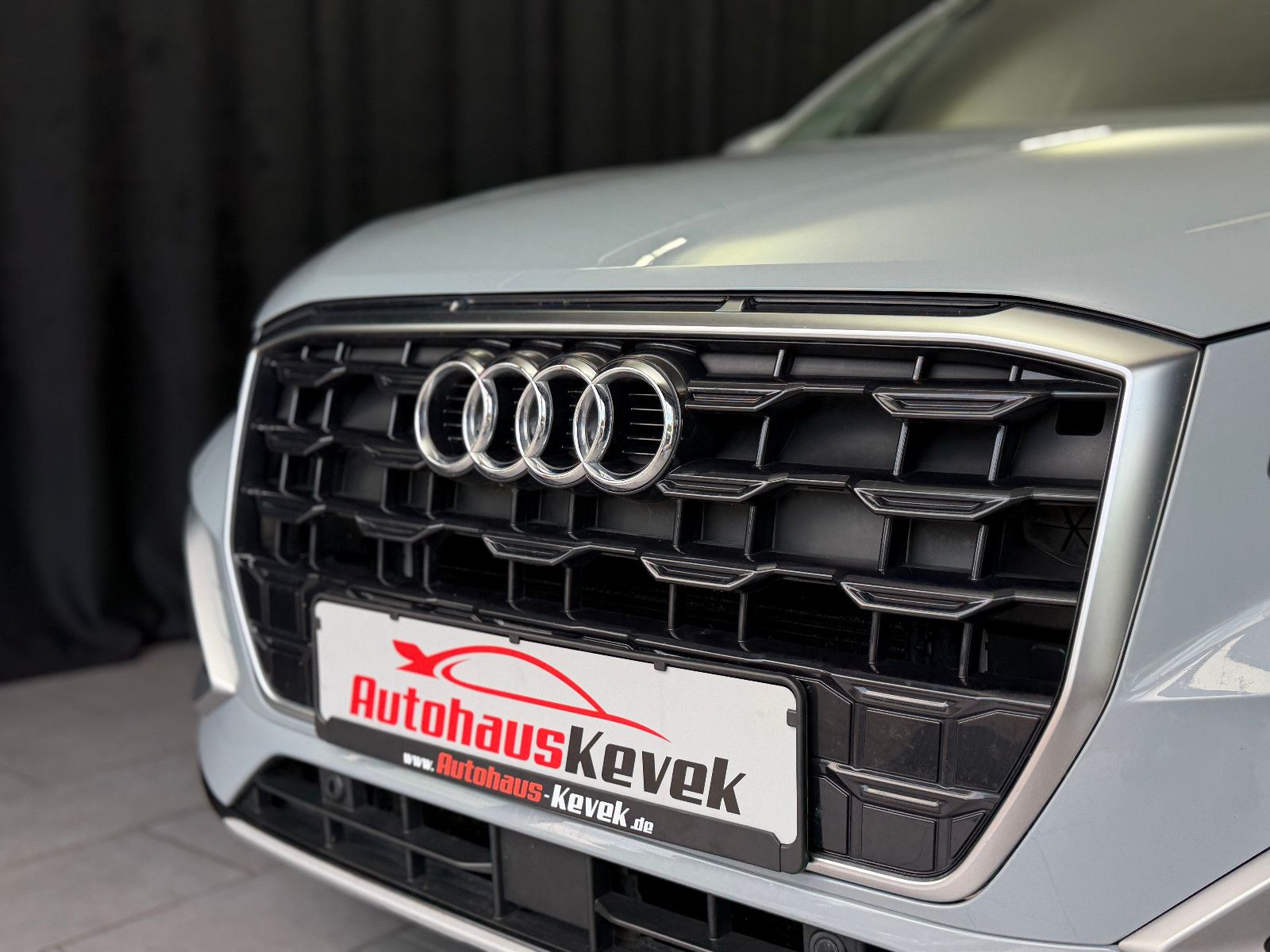 Fahrzeugabbildung Audi Q2 30 TDI advanced|AUTOMATIK|NAVI|KAMERA