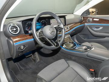 Mercedes E 200 - 10