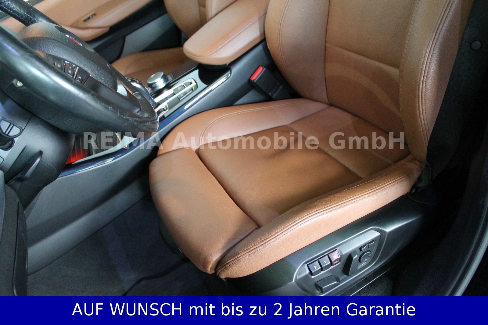 Fahrzeugabbildung ALPINA XD3, Pano-Dach, HUD