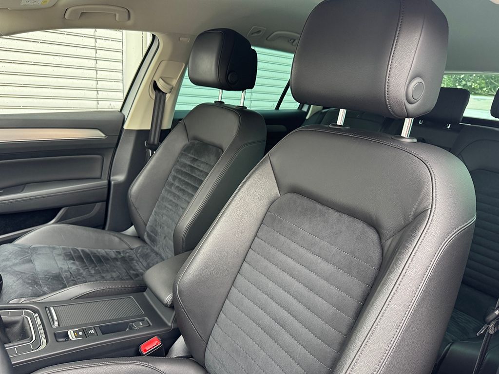 Passat Variant 2.0 TDI Highline *LED*AHK*STDHZG*