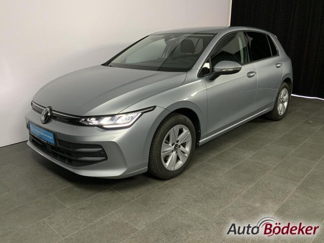 Volkswagen Golf 1.5 eTSI DSG Life Garantie b.12.3.30  Navi