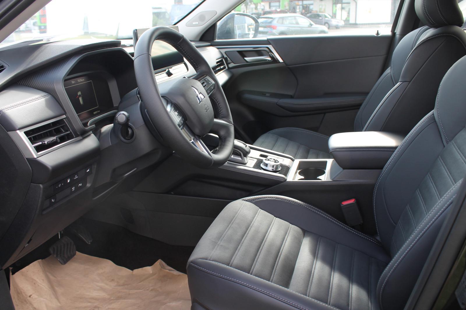 Mitsubishi Outlander 2.4 PHEV 100 kW S-AWC Intro Edition,