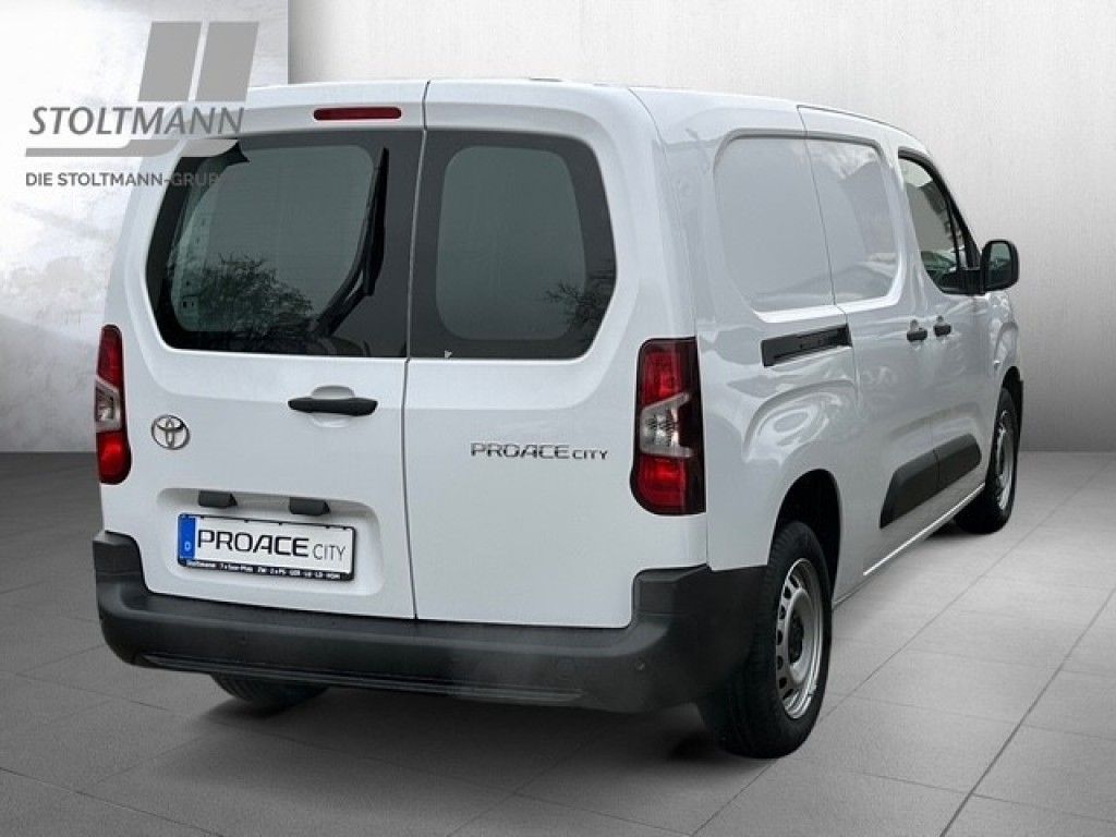 Toyota Proace City L2 1,5-l D-4D S&S Meister imagem 3