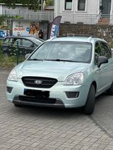 Kia Auto Carens 7 Sitze top gepflegt - Kia Carens in Bochum