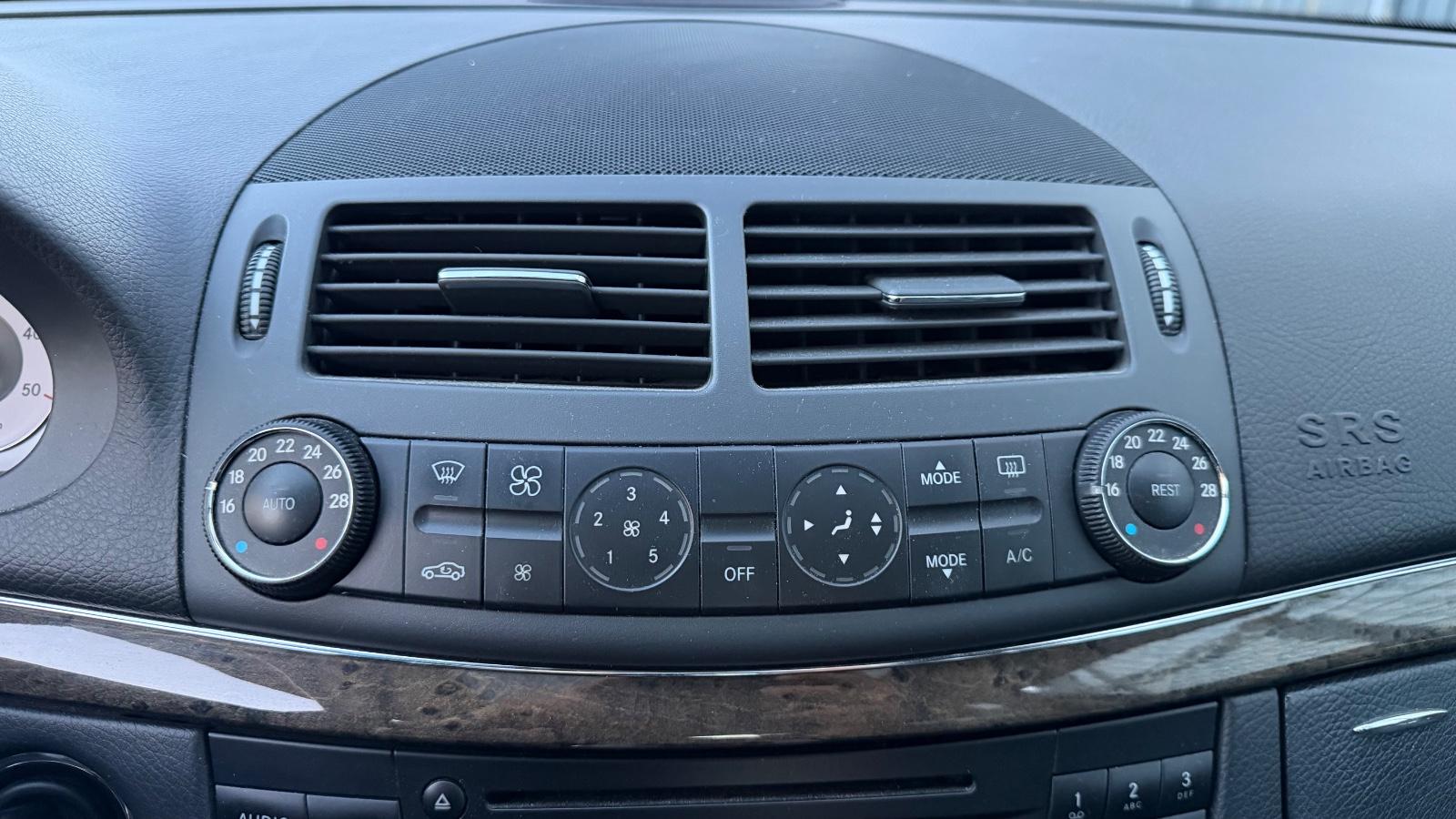 Mercedes-Benz E280 2005 — photo 27