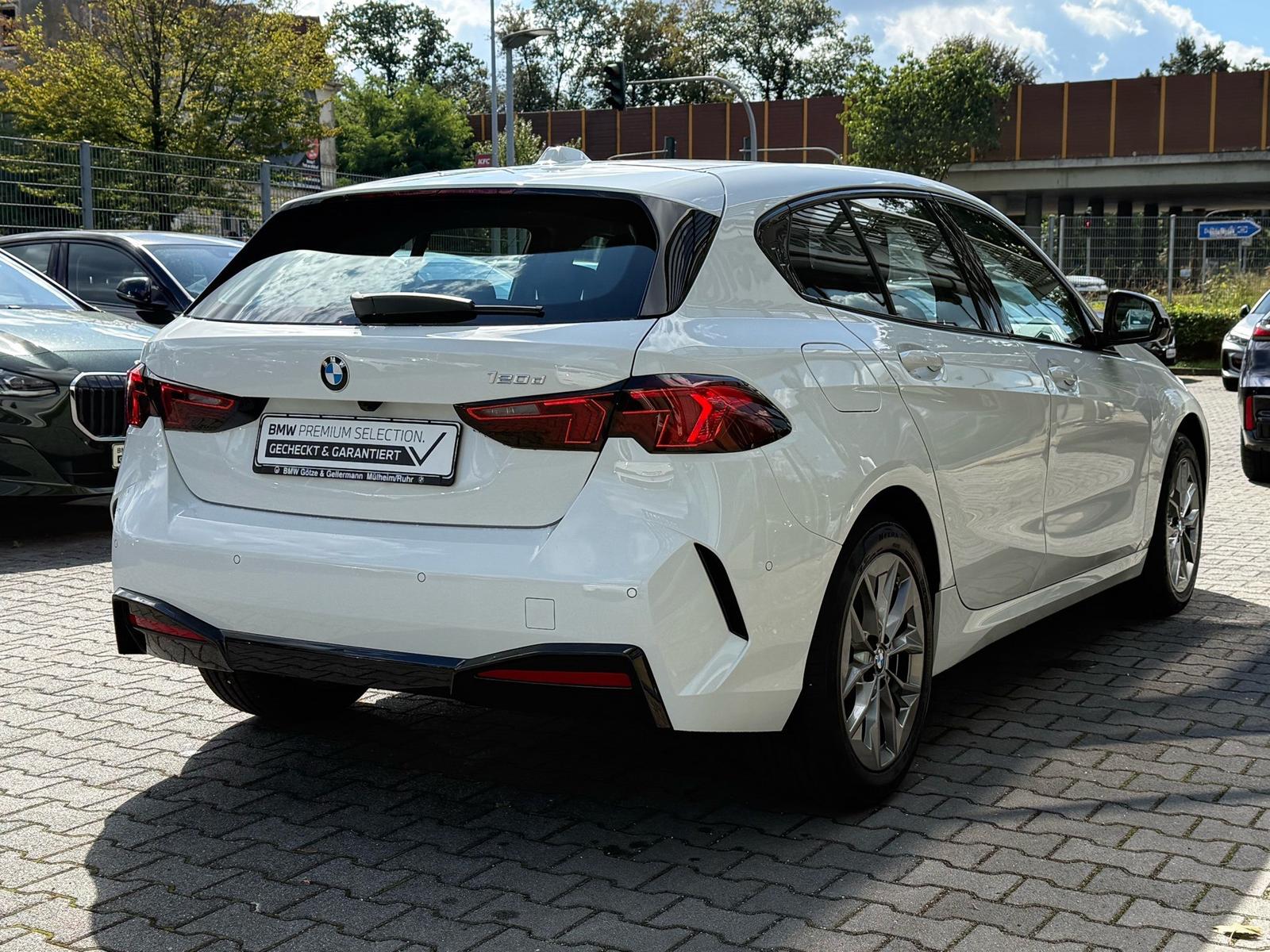BMW 120d //DrivingAssistant Kamera Adapt.LED