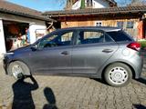 Hyundai I 20 - Hyundai Accent: Limousine