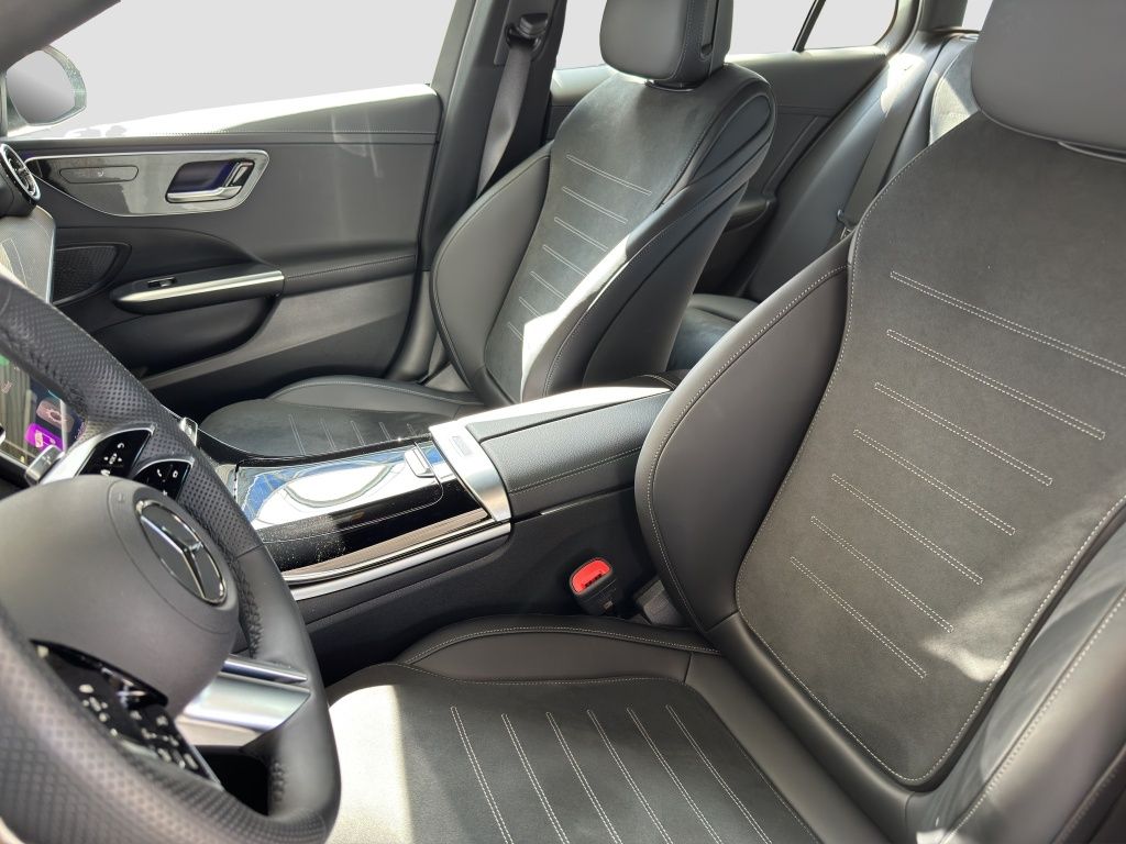 Fahrzeugabbildung Mercedes-Benz C 300 T-Modell AMG Line*el. Heckklappe*LED*AHK