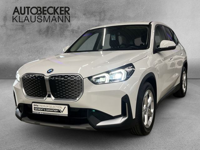 BMW iX1 xDrive30 AUTOMATIK 18''LC PROF HuD 360°KAMER