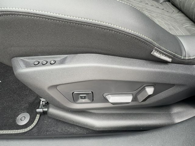 Foto Nummer 15: PEUGEOT 3008