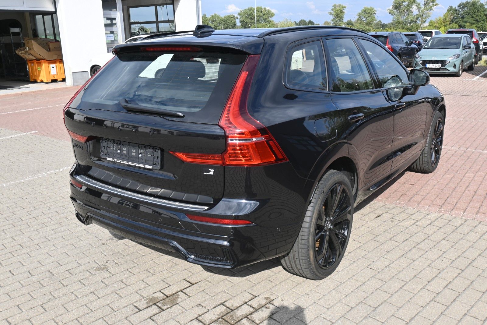 Fahrzeugabbildung Volvo XC60 T8 Ultimate Black Edit.*360°*AHK*HUD*PANO*
