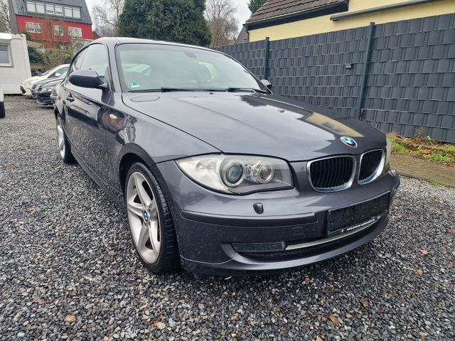 BMW 118i 1 Lim. /LEDER / NAVI/ XENON / TUV / 18 ZOLL