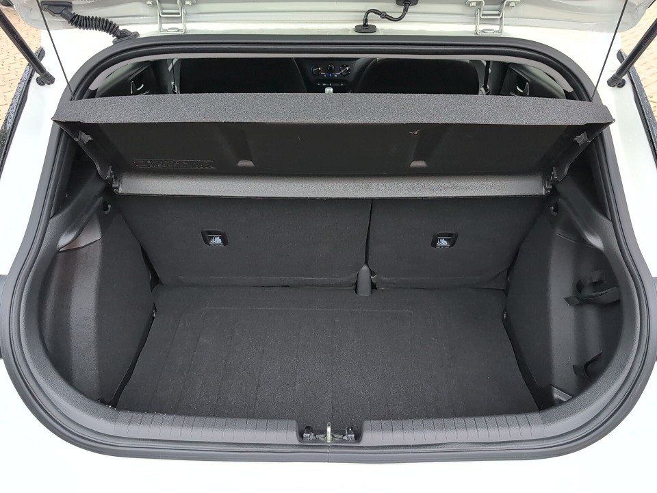 Fahrzeugabbildung Hyundai i20 1.2 YES! GARANTIE KAM+PDC+CARPLAY+KLIMA+SHZ+