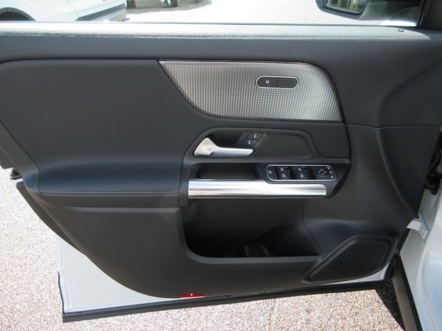 Fahrzeugbild 9