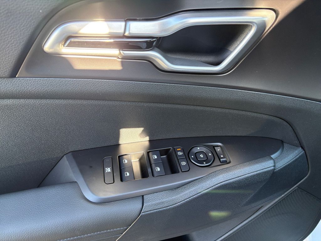 Fahrzeugabbildung Kia SPORTAGE 1.6T 2WD DCT VIS KOMFORT PAKET